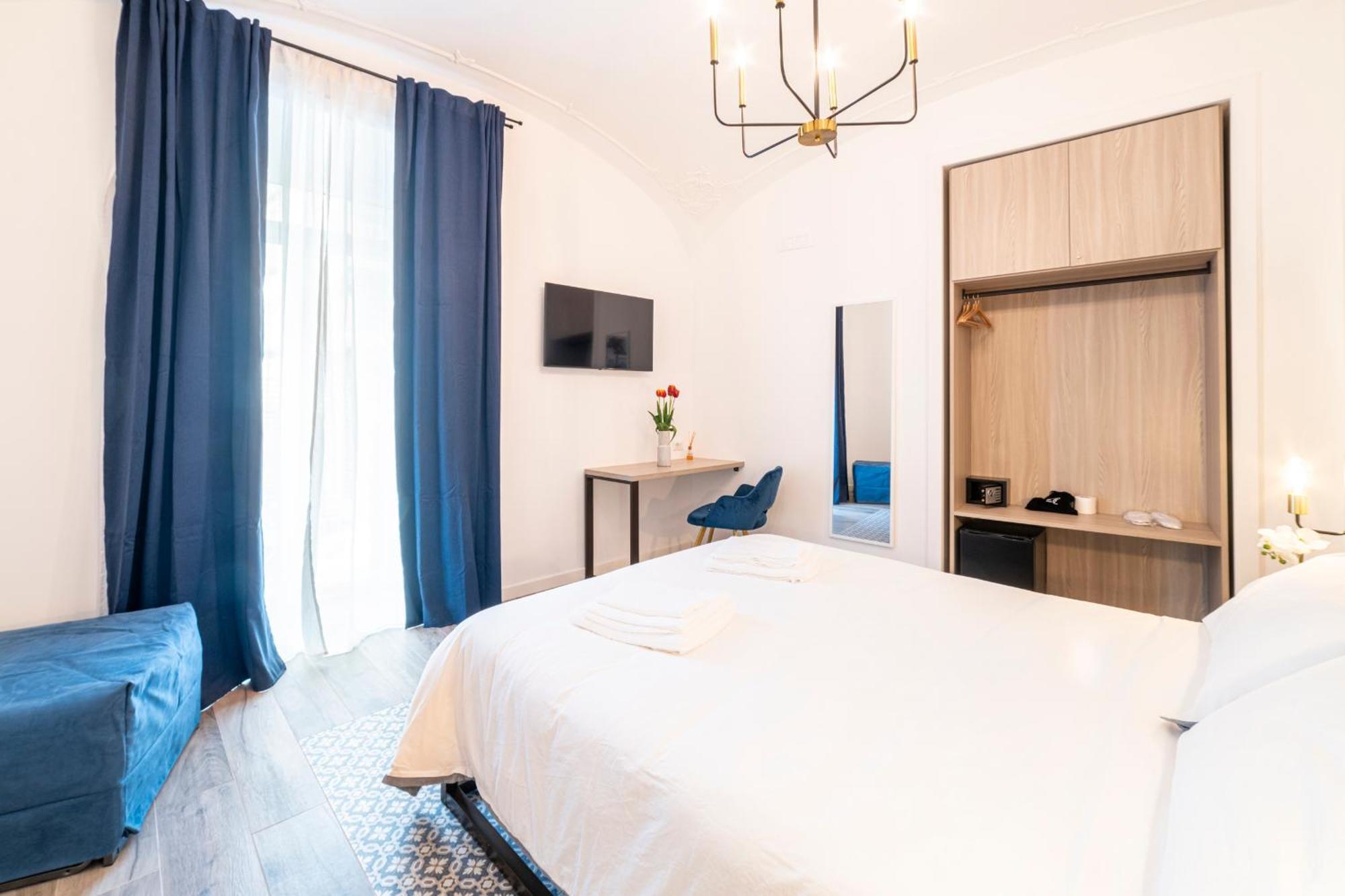 Santa Teresa Luxury Couette-café Naples